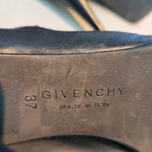 GIVENCHY heels in black leather with fabric bandage-style wrap and zippers - Picture 11 of 11